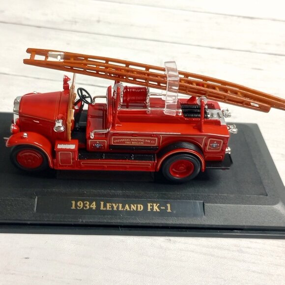 Yat Ming Vintage Metal Die Case Fire Engine Truck 1:43 Signature Series - Picture 2 of 7